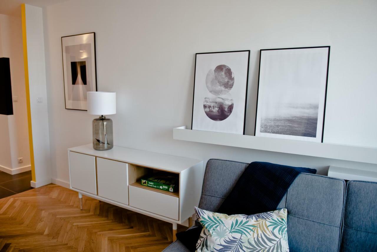 Apartament Chlodna Near To City Center Apartment Варшава Екстериор снимка